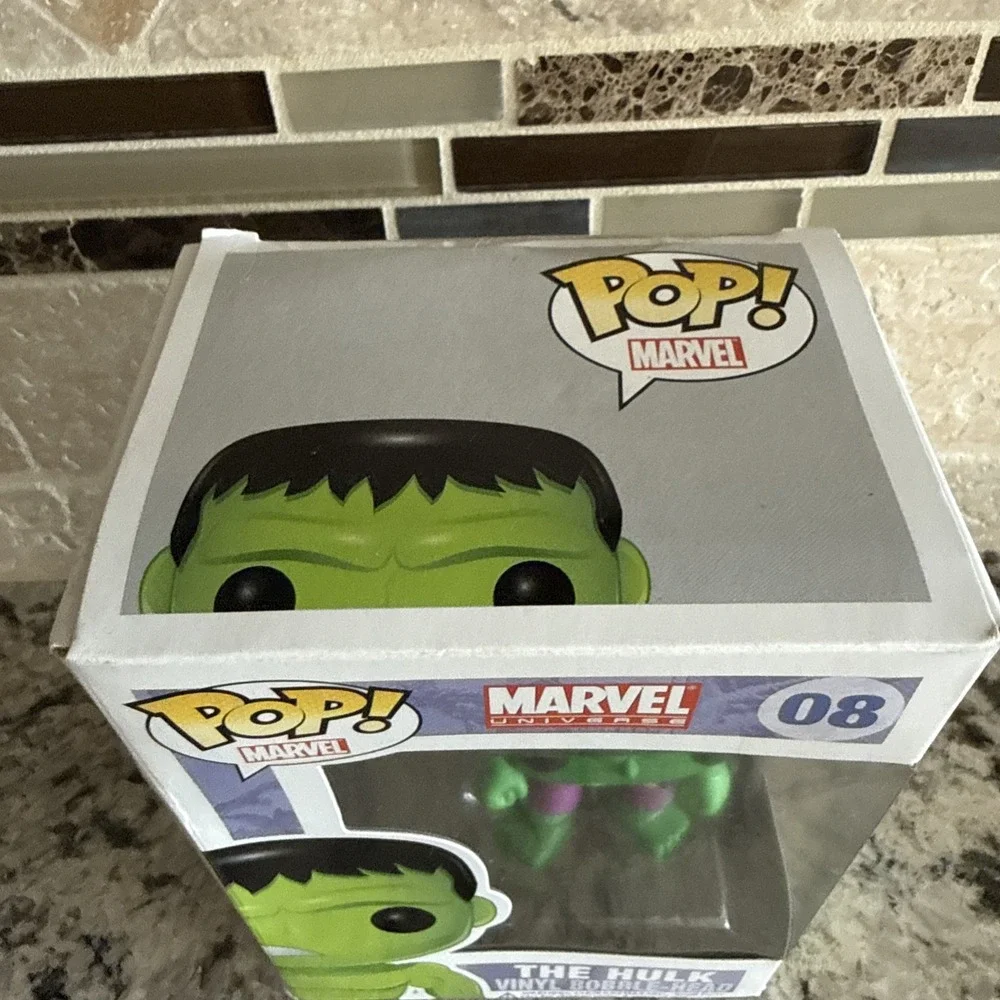 Marvel The Hulk 08 Funko Pop! 2011 Large Font On Front